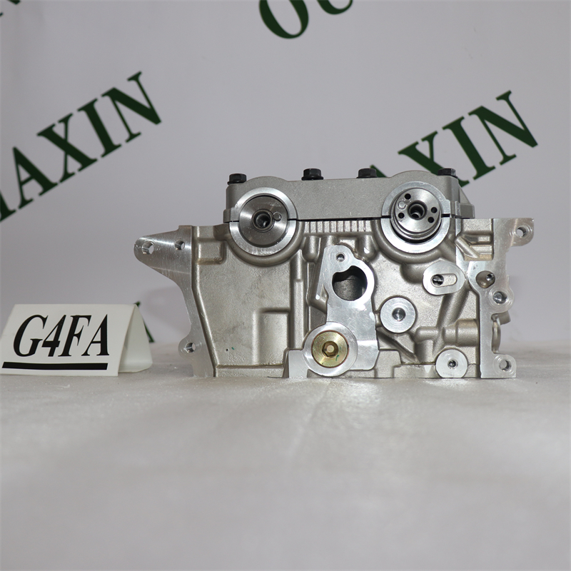 Cylinder head assembly  G4FA used for Hyundai Accent Hyundai i20 (PB) Hyundai i30 (FD)  Auto Parts 1.4 L 82 kW 137 Nm